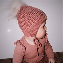 Load image into Gallery viewer, Silja reimuð með myndböndum